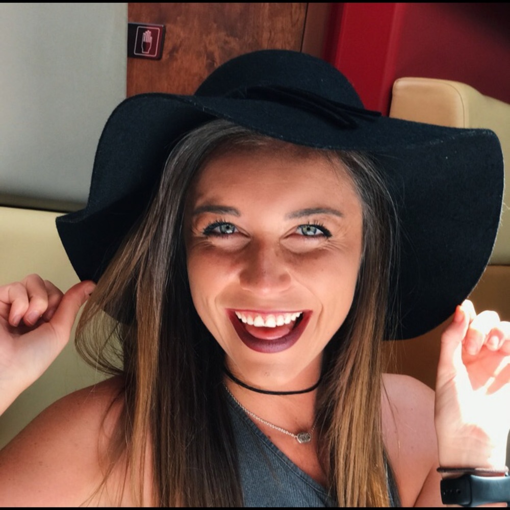 Meet your Posher, Kaitlyn